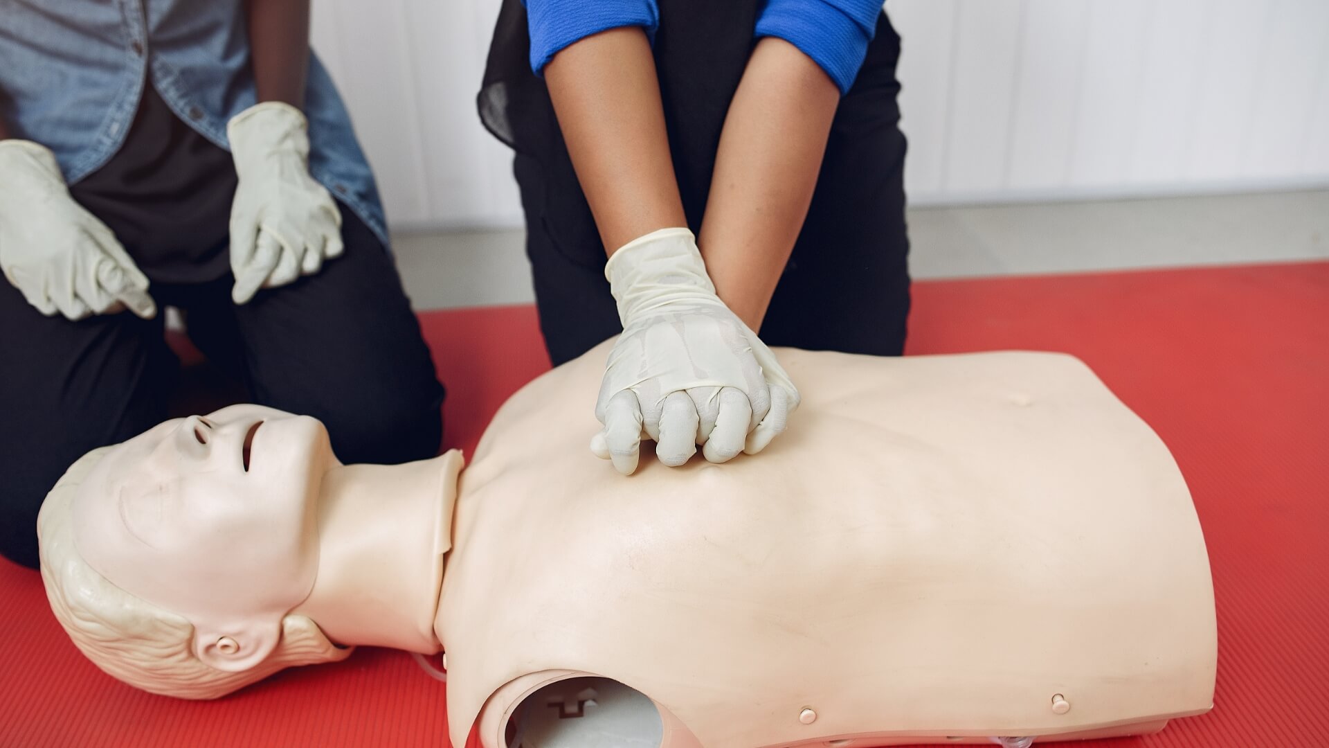 What to Do When Your AED Says No Shock Advised | AED Total Solution