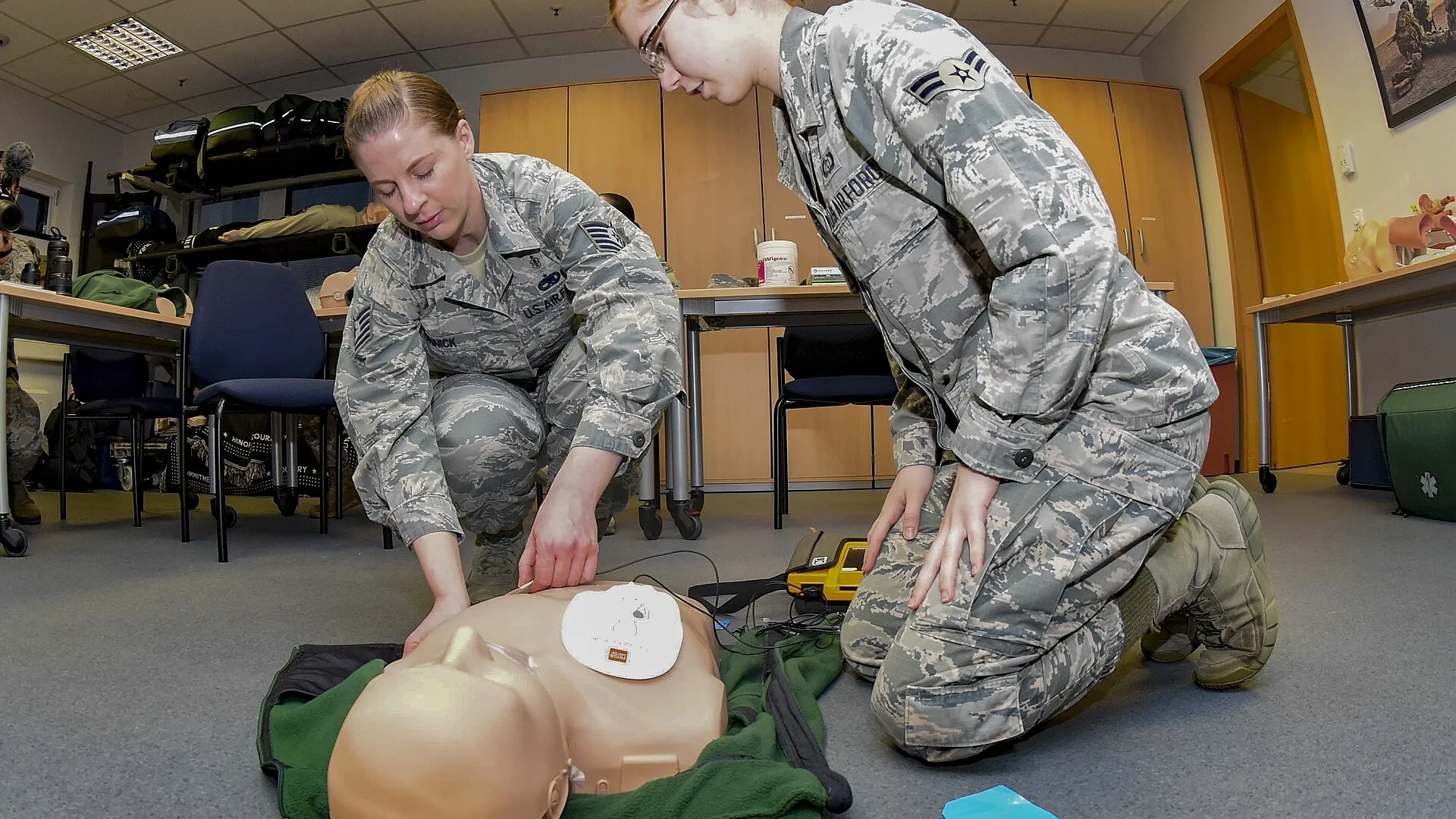 Types of AED defibrillators including fully automated and semi-automated models